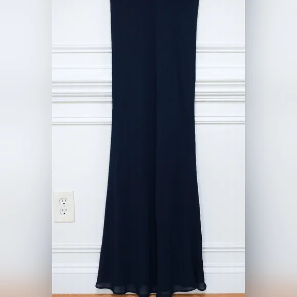 Reformation Nayeli Dress in Navy Blue Fitted Maxi Dress V-Neck Cap Sleeve Size 8 - Picture 6 of 14